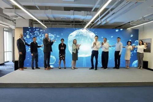 康明斯Accelera氫燃料電池助力臨港公交創(chuàng)造新紀(jì)錄，開(kāi)啟低碳交通新篇章